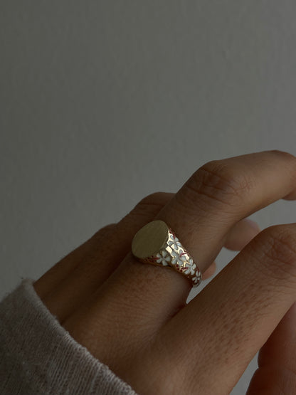 Hibiscus Signet Ring
